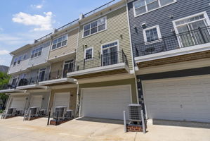 136 Linden 16