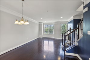 136 Linden 19