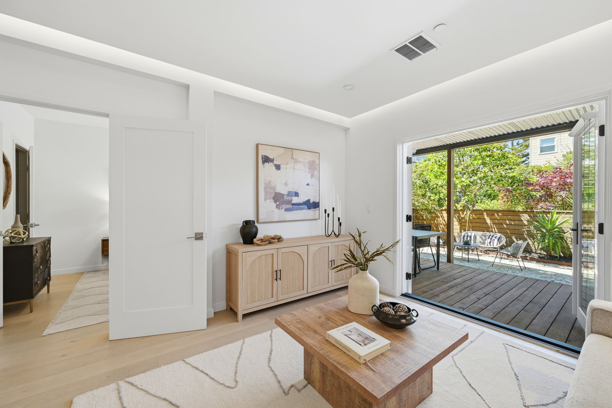 012_F8_136 Parnassus Ave