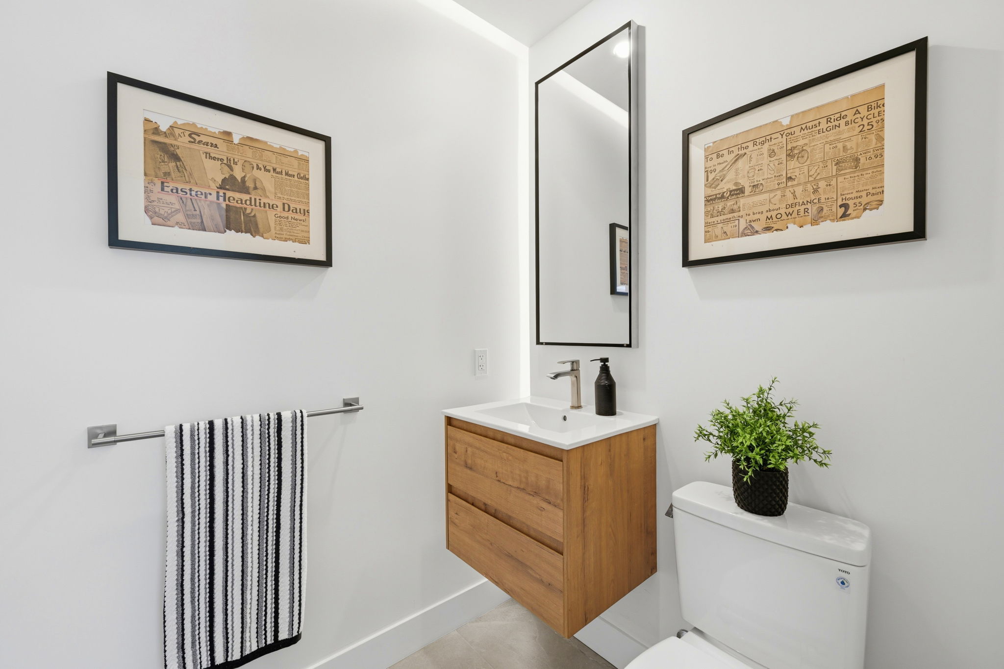 025_F8_136 Parnassus Ave