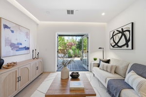 013_F8_136 Parnassus Ave