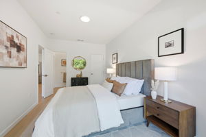 018_F8_136 Parnassus Ave