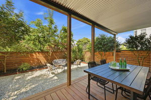 032_F8_136 Parnassus Ave