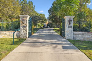 Private Entry Gate