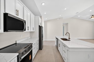 Kitchen 1 of 3