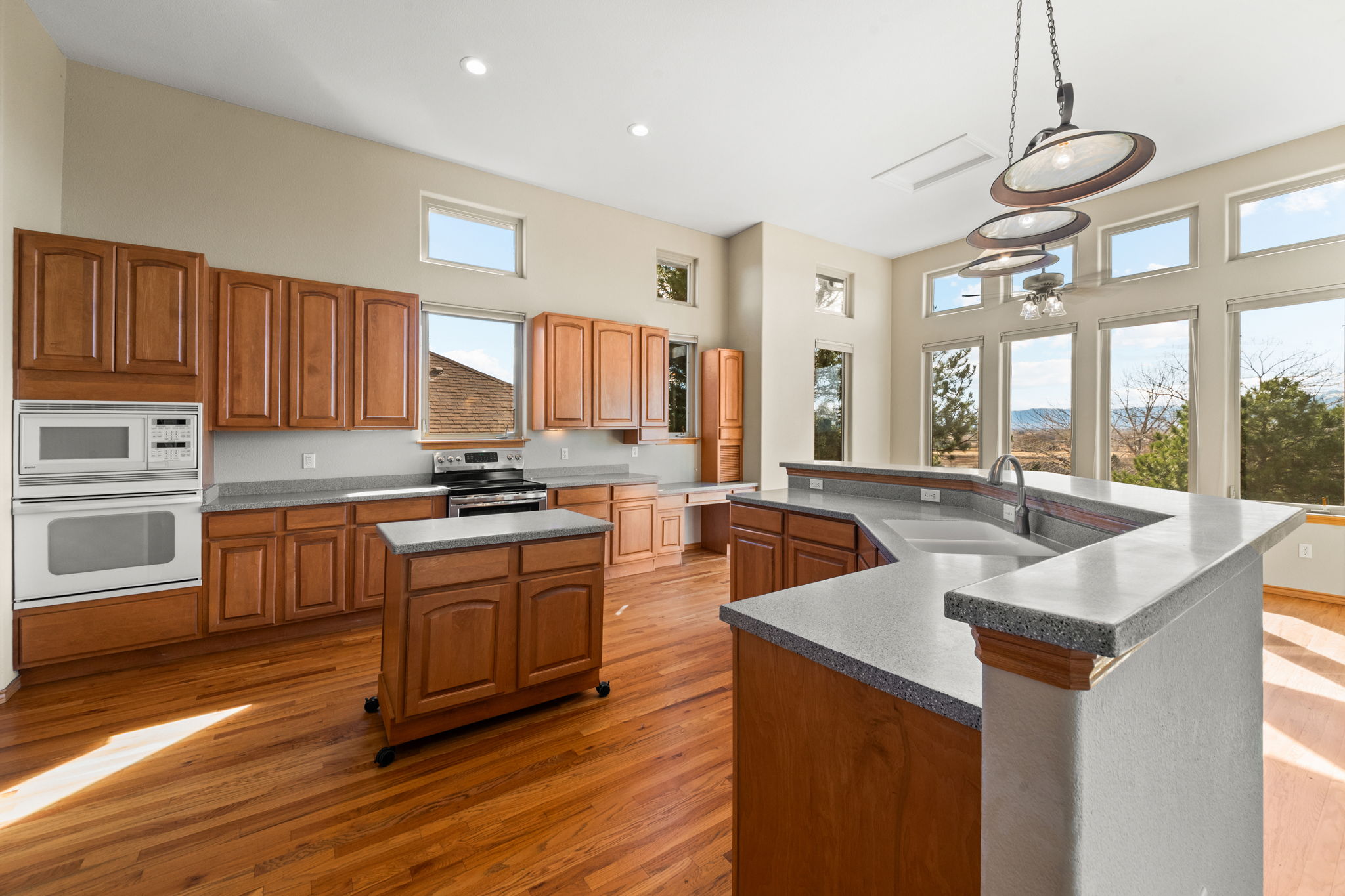 Tons of Storage and counterspace