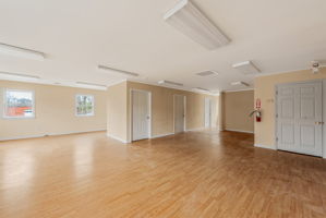  Photo 40