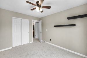  Photo 47