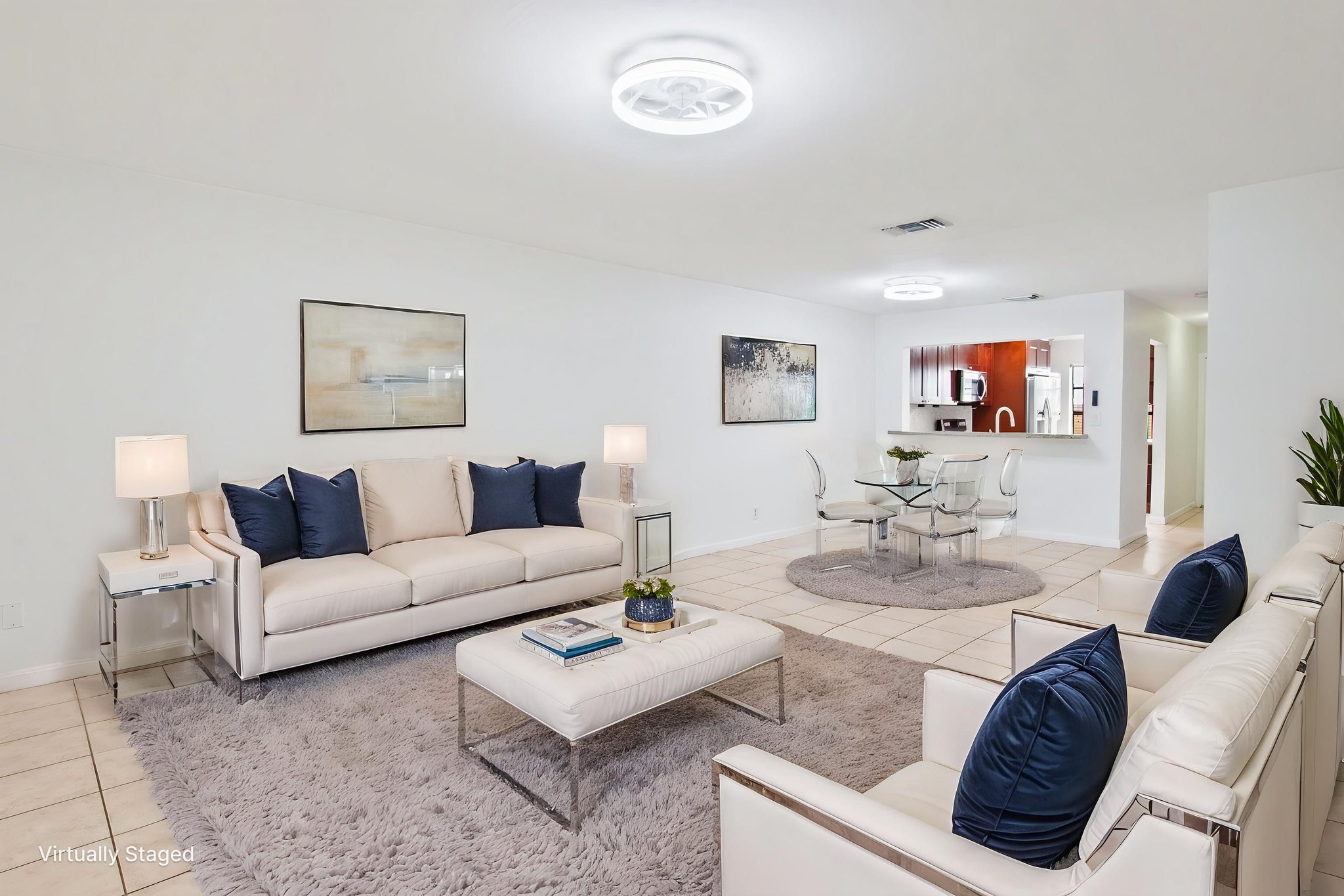 0Q5A2461 virtually staged.jpeg