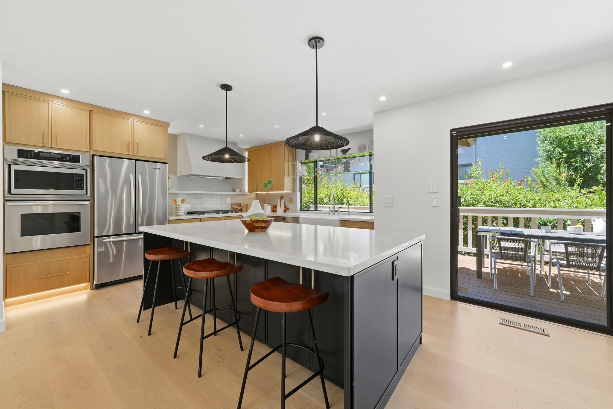 010_F8_1360 Trinity Dr