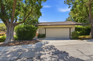 001_F8_1360 Trinity Dr