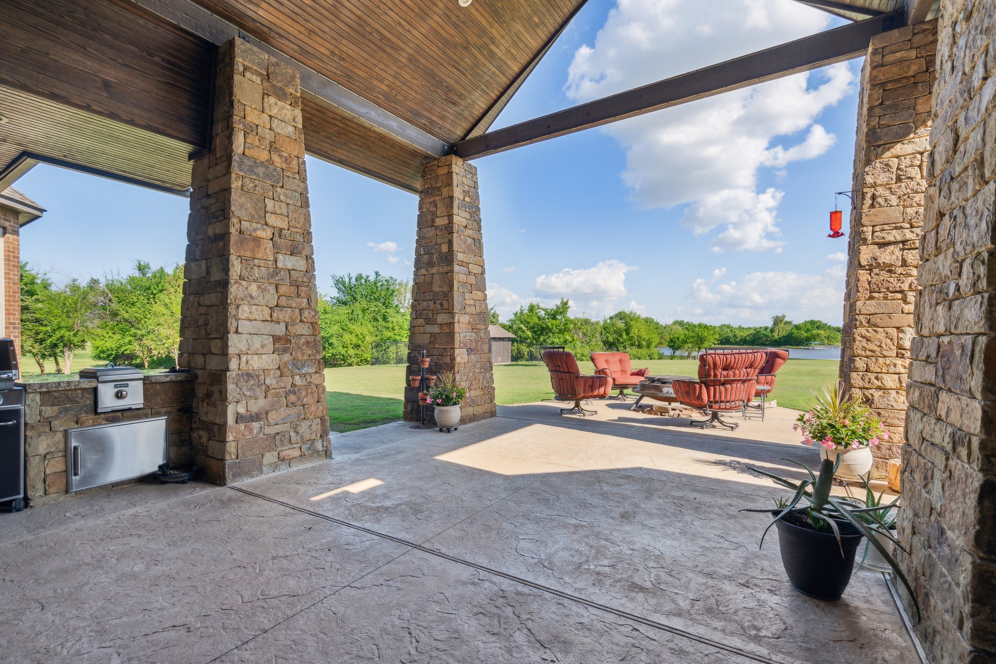 13600 W Britton Rd_065.jpg