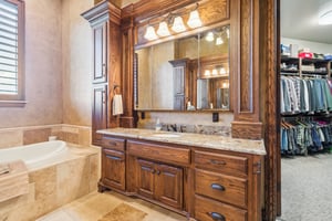 13600 W Britton Rd_038.jpg