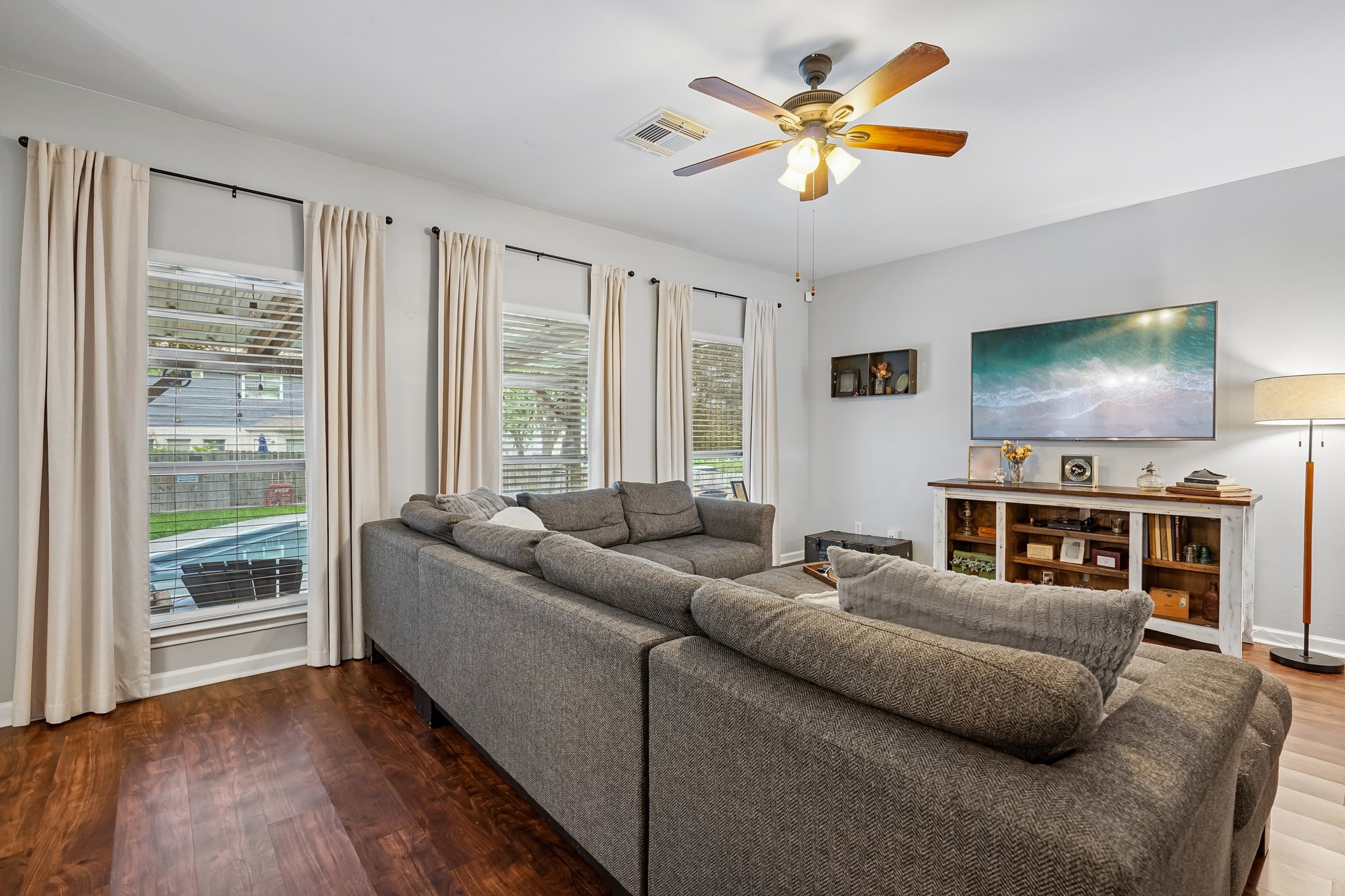 Mason Crest Dr-S2707-009.jpg