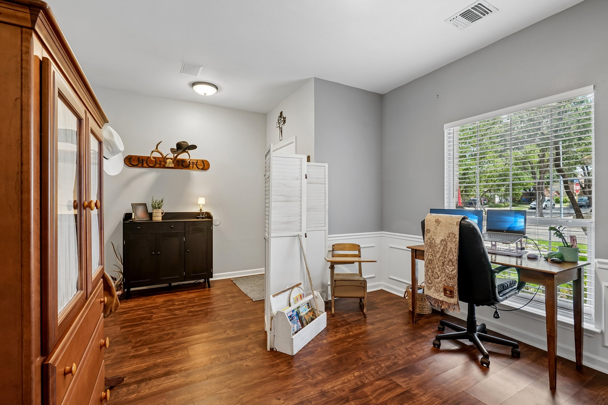 Mason Crest Dr-S2707-017.jpg