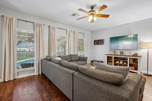 Mason Crest Dr-S2707-009.jpg