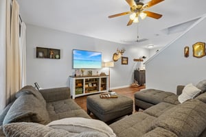 Mason Crest Dr-S2707-010.jpg