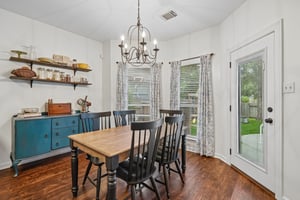 Mason Crest Dr-S2707-013.jpg
