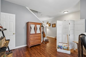 Mason Crest Dr-S2707-018.jpg