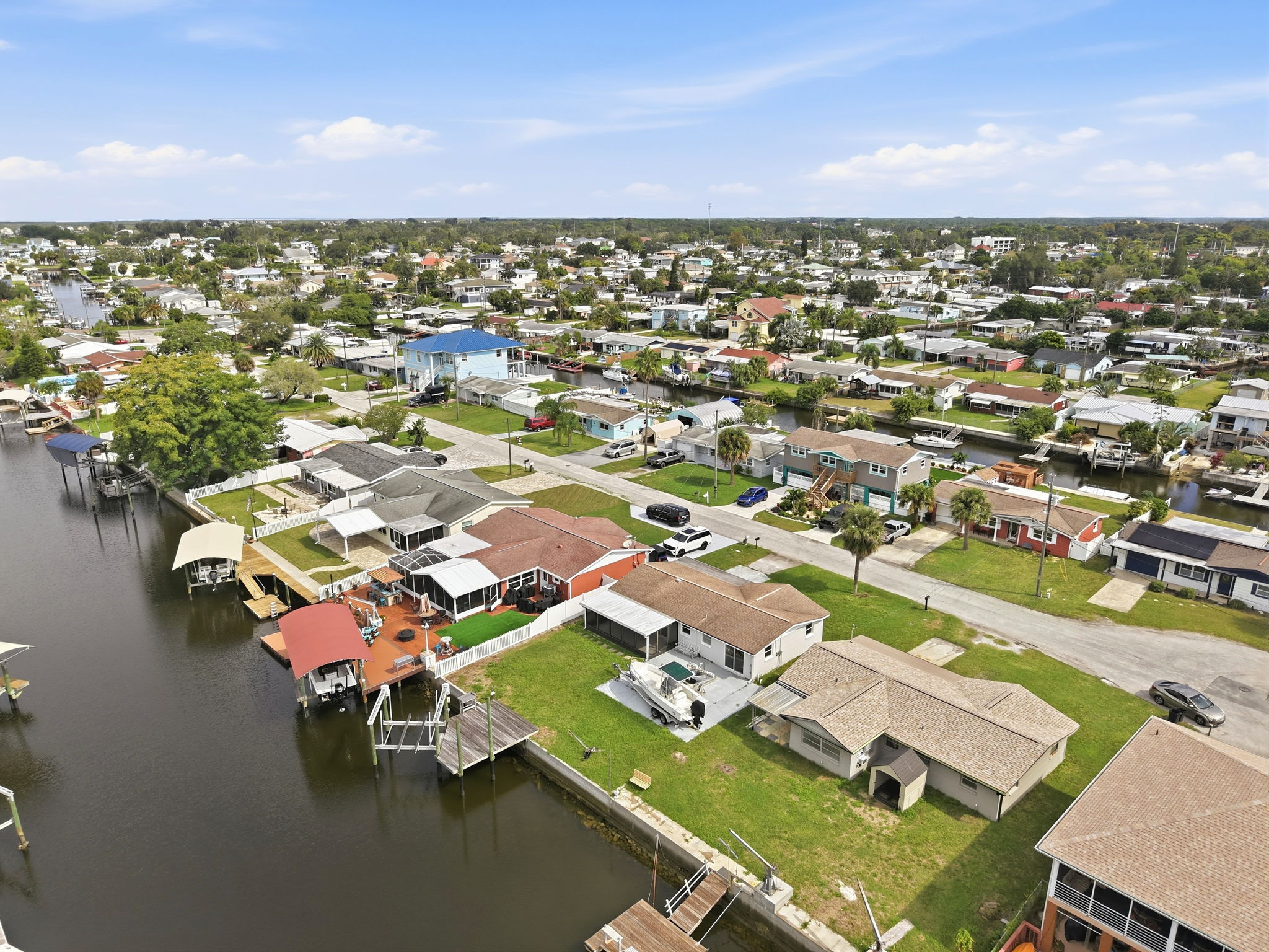  Photo 43