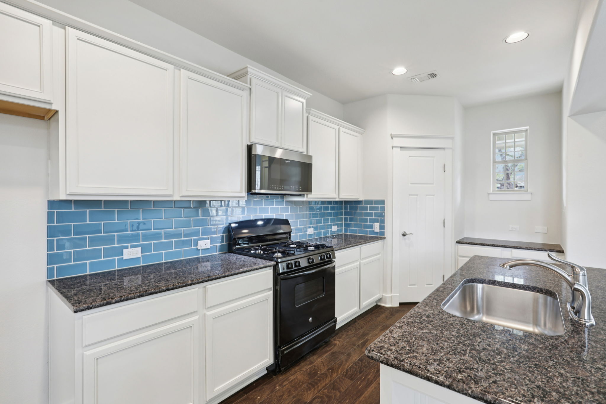 Avery Trestle Ln-S0903-019