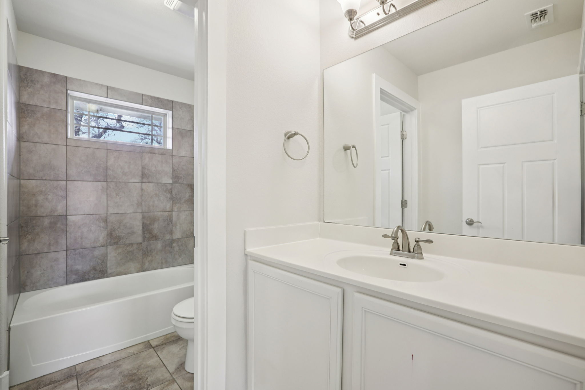 Avery Trestle Ln-S0903-036