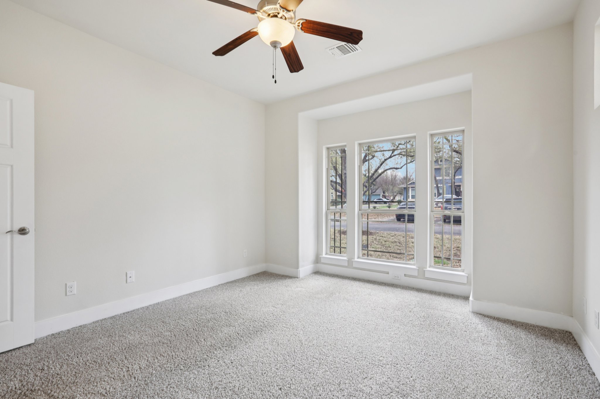 Avery Trestle Ln-S0903-025 (2).jpg