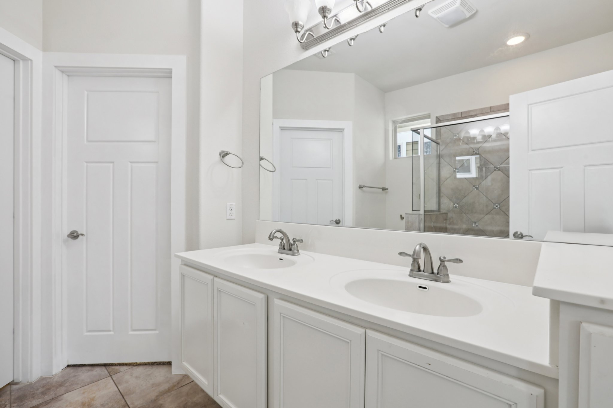 Avery Trestle Ln-S0903-026 (2).jpg