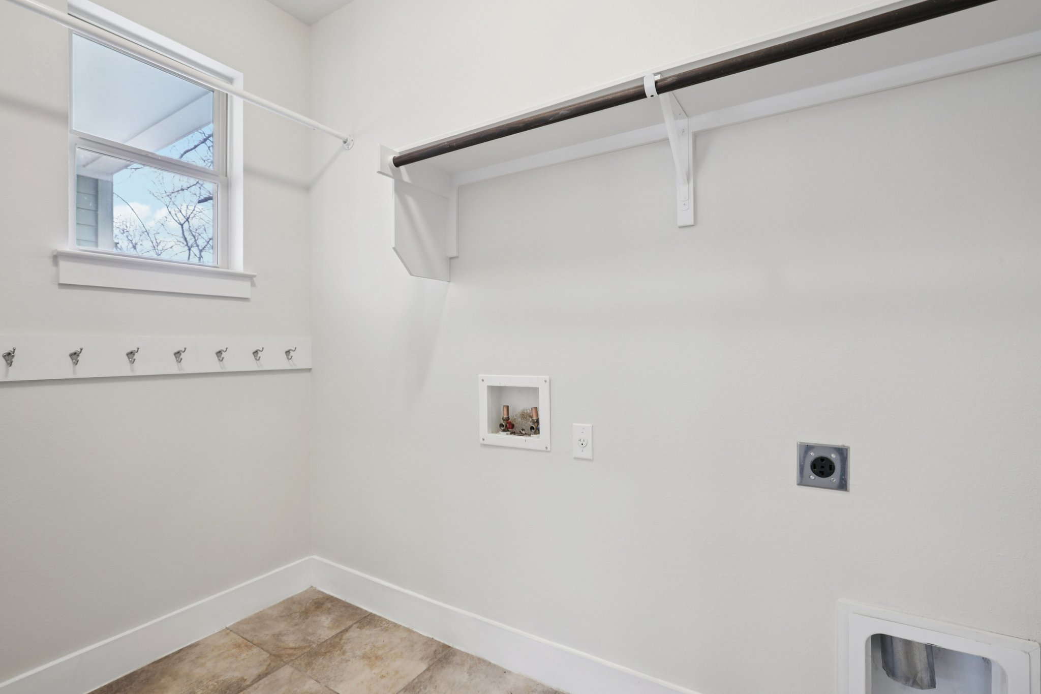 Avery Trestle Ln-S0903-040 (2).jpg