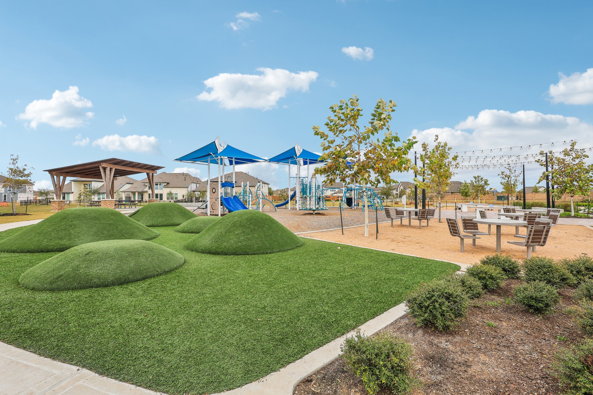 Sabine Lake Dr-1811-901.jpg