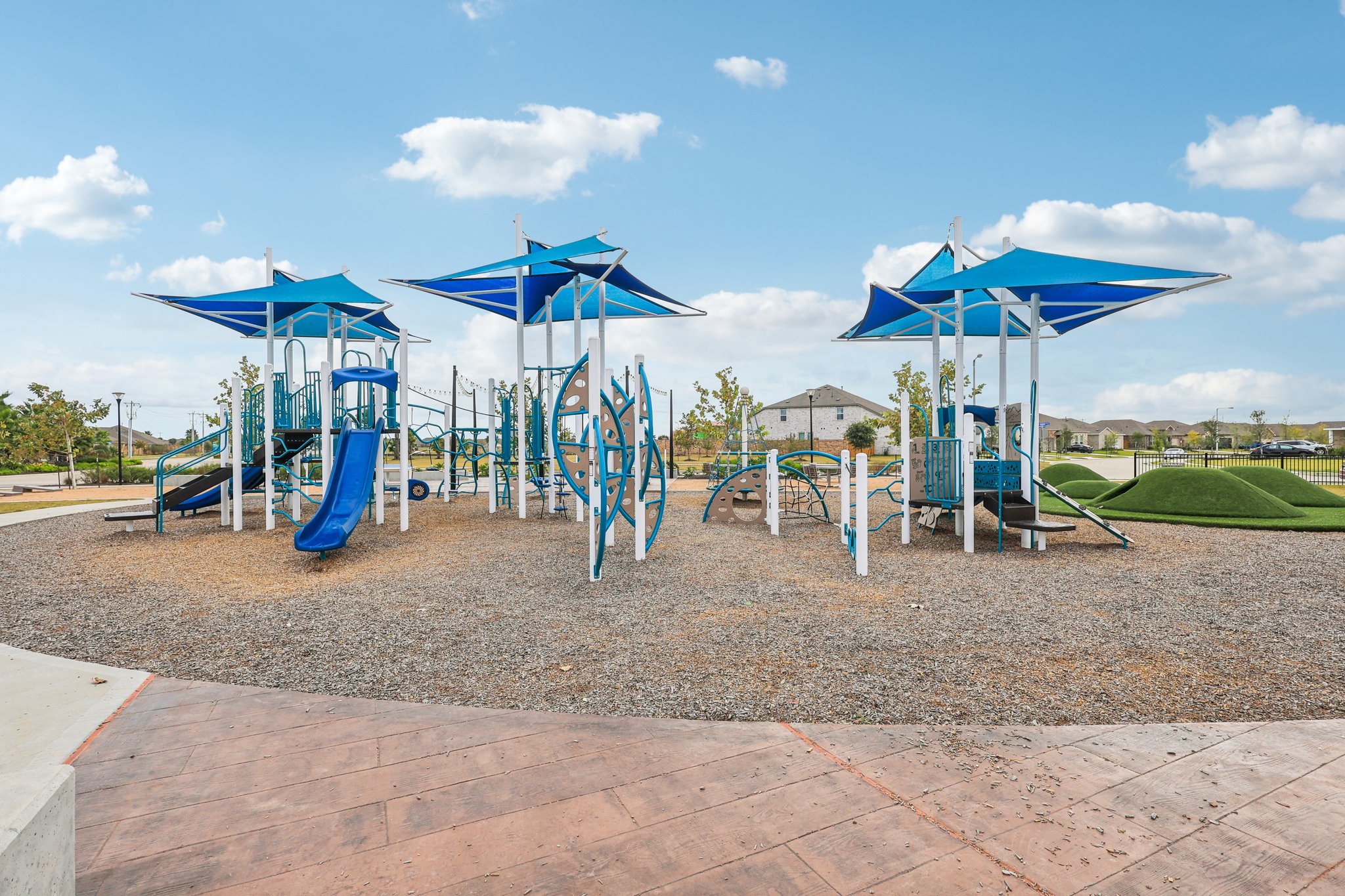 Sabine Lake Dr-1811-904.jpg