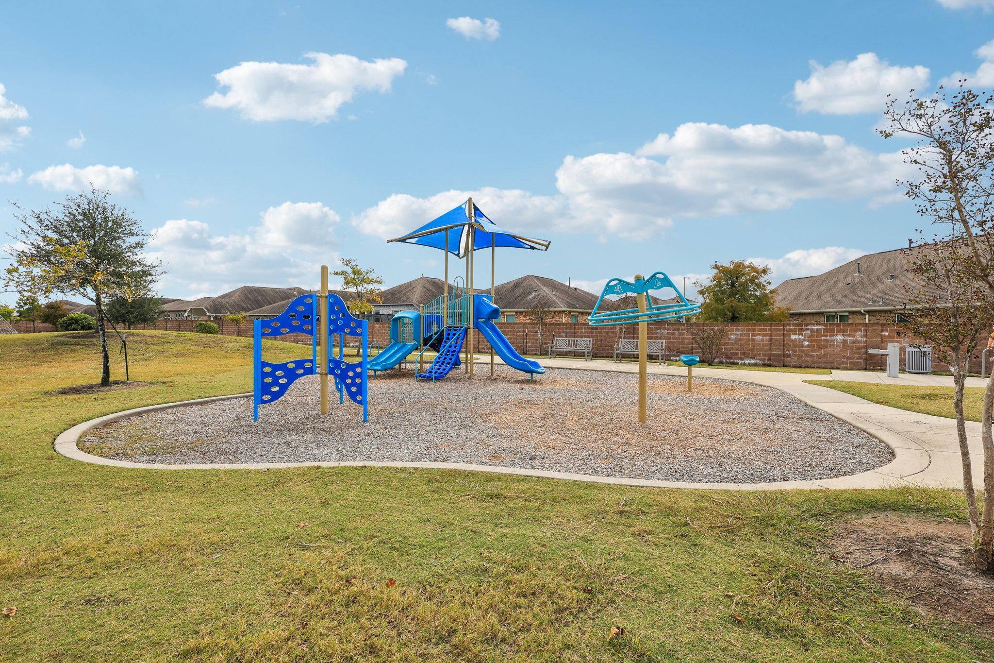 Sabine Lake Dr-1811-907.jpg