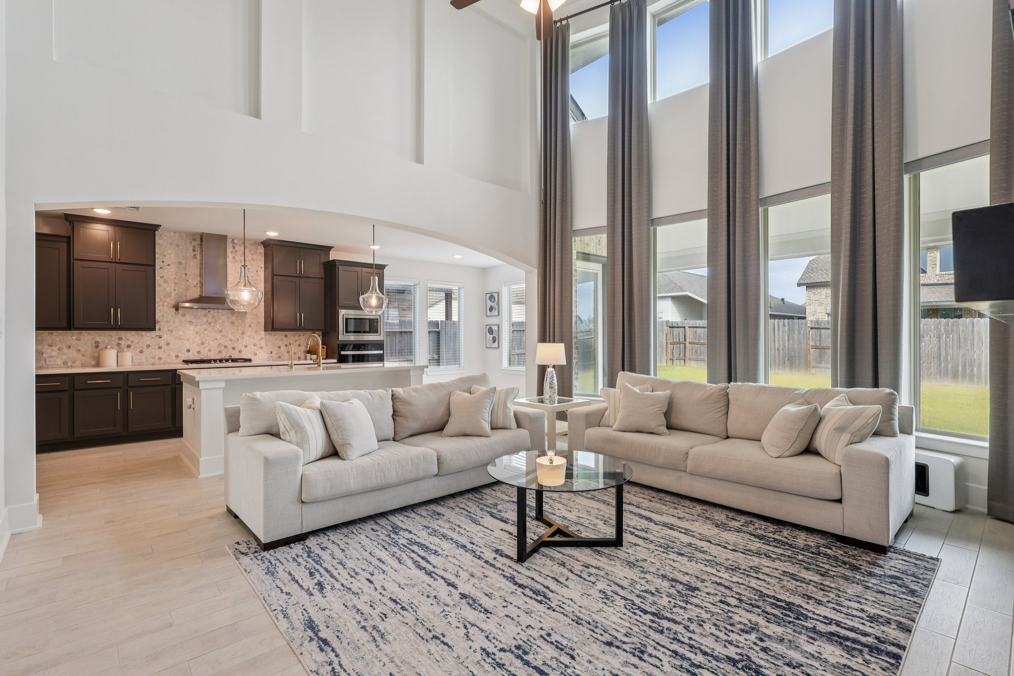 Sabine Lake Dr-S1811-005.jpg