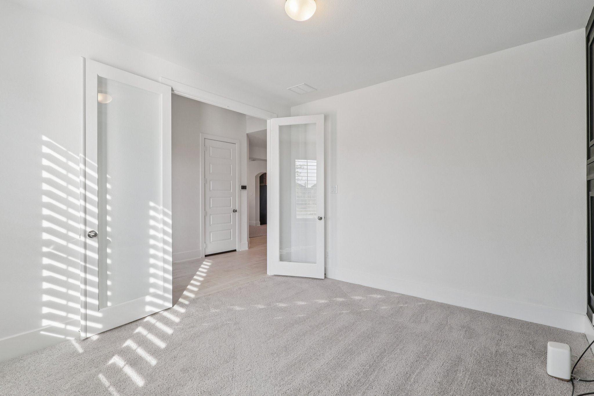 Sabine Lake Dr-S1811-013.jpg