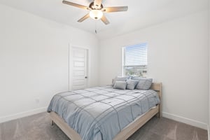 Sabine Lake Dr-S1811-025.jpg