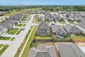 Sabine Lake Dr-S1811-044.jpg