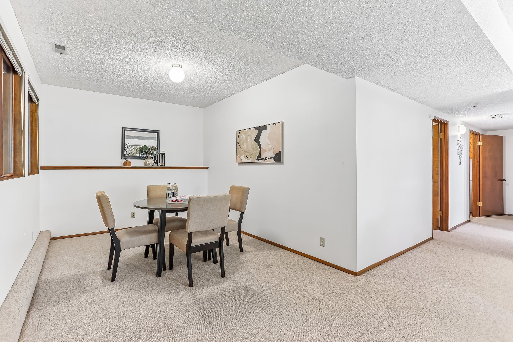 SE 1st St-S1208-026.jpg