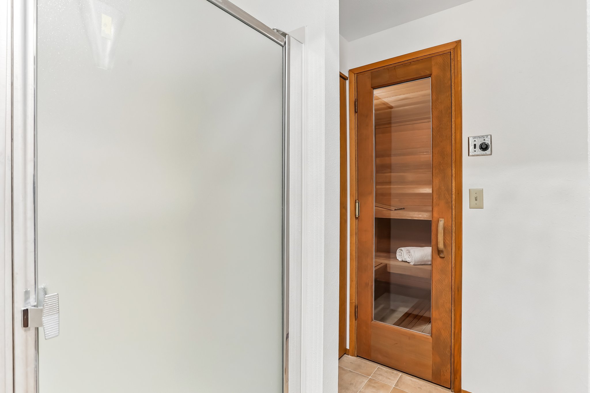 SE 1st St-S1208-035.jpg