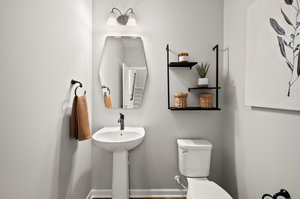  Photo 44