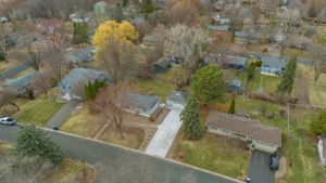  Photo 48