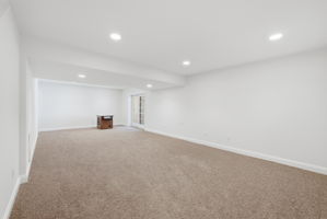  Photo 49