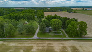  Photo 0