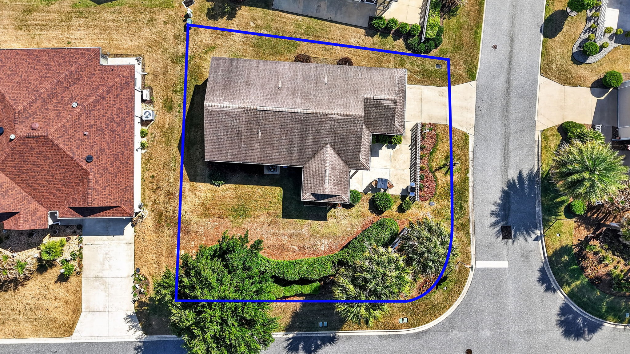 Large Corner Lot with Privacy Landscaping