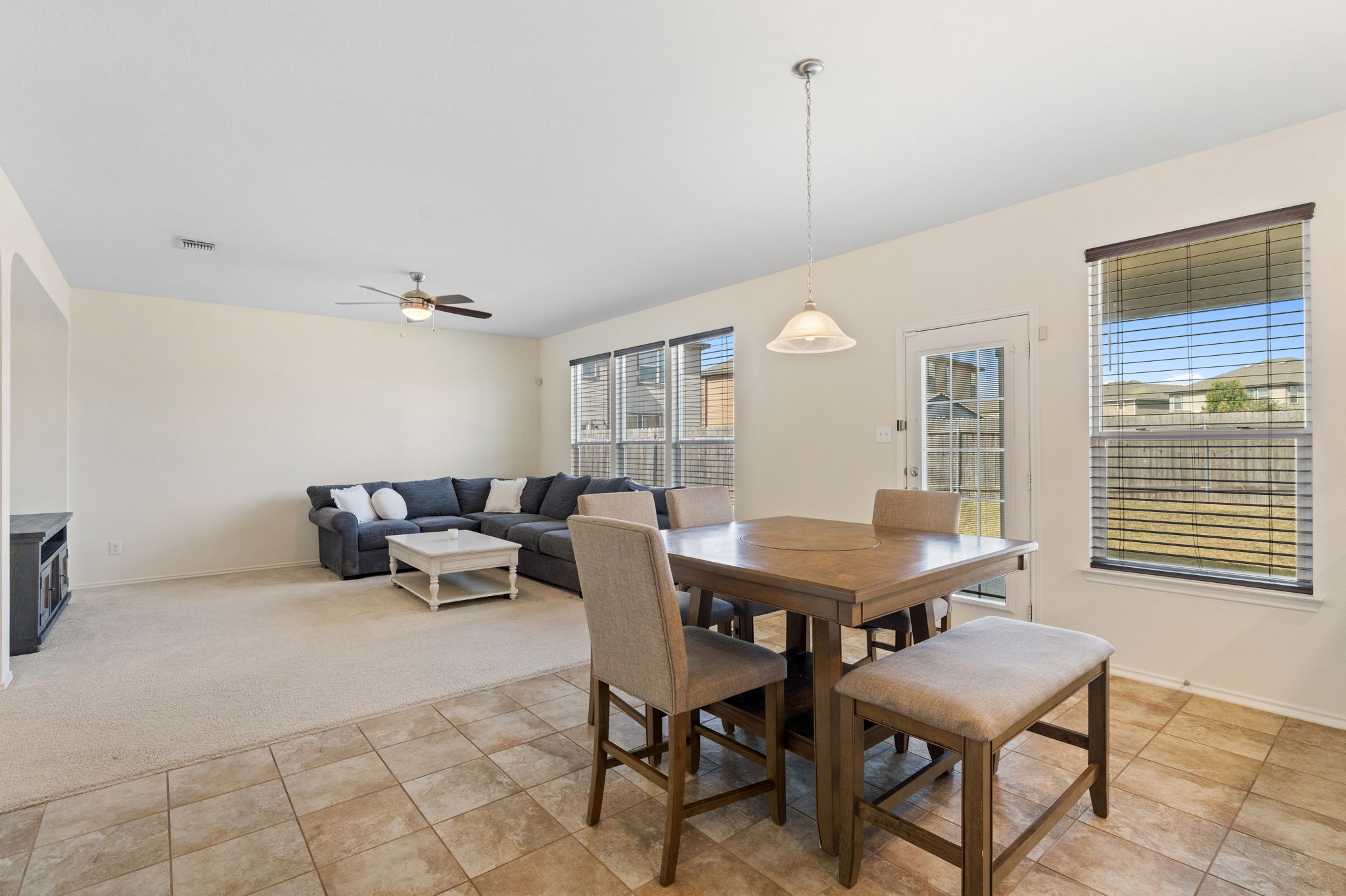Living room also has a large niche
