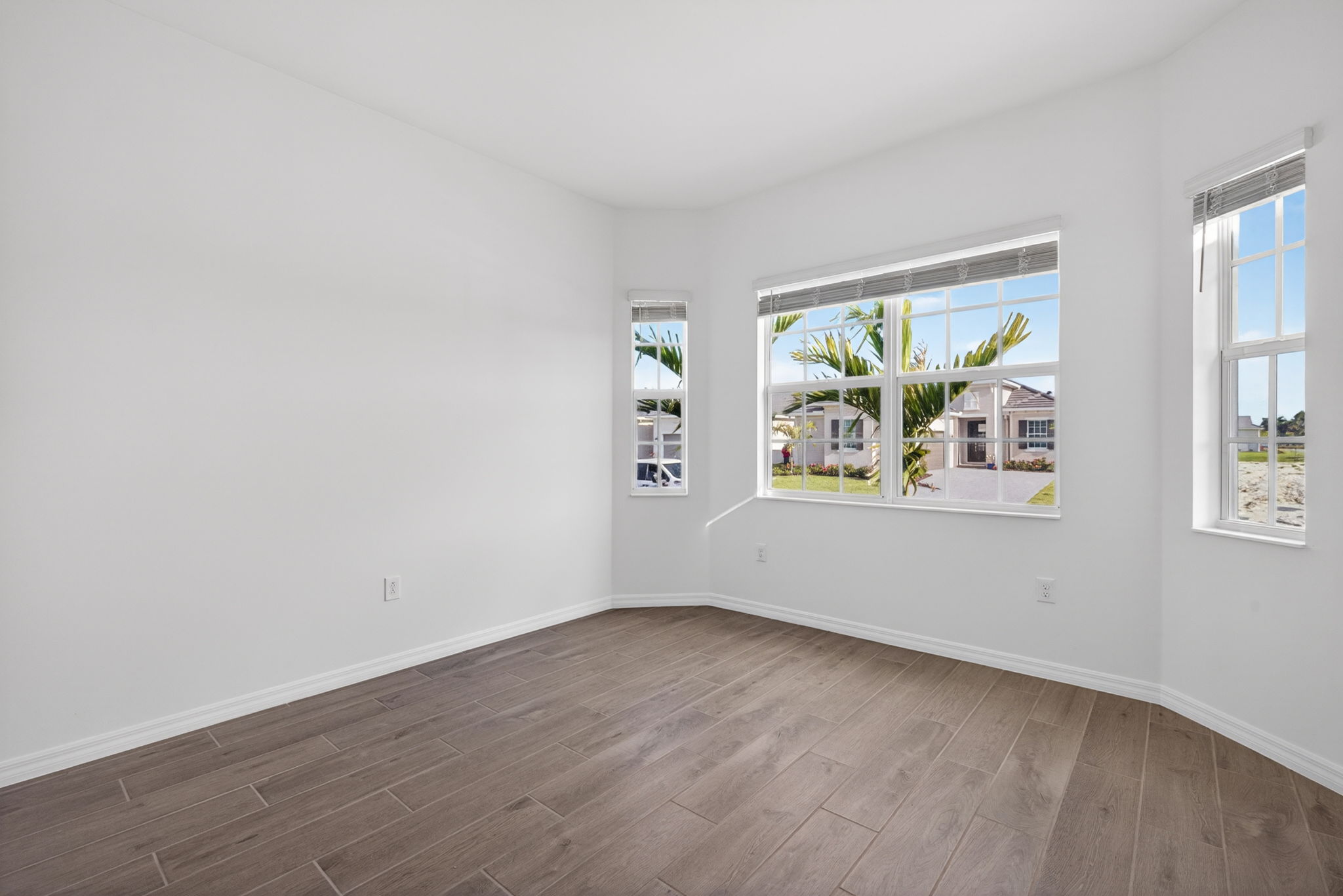 Guest Bedroom 2 - 1 of 2