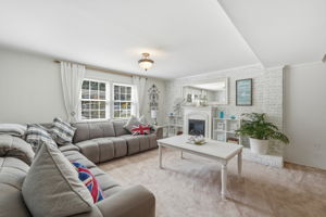  Photo 35