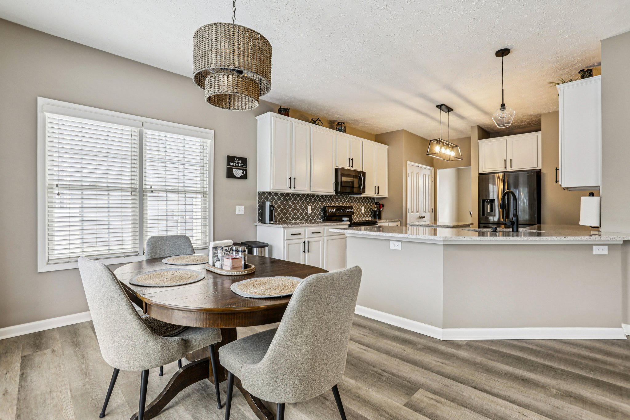 Lewiston Dr-S2402-009.jpg