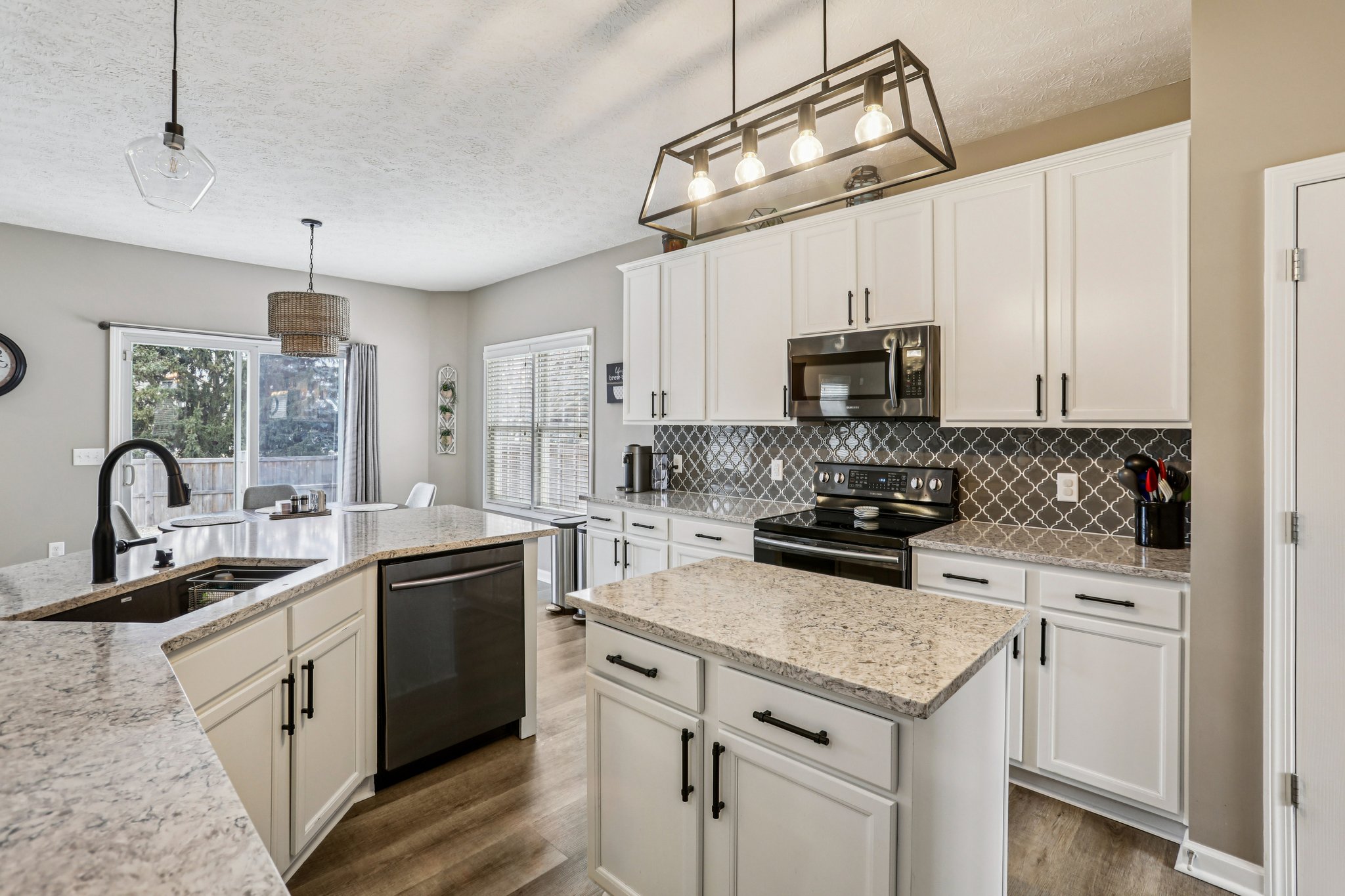 Lewiston Dr-S2402-012.jpg