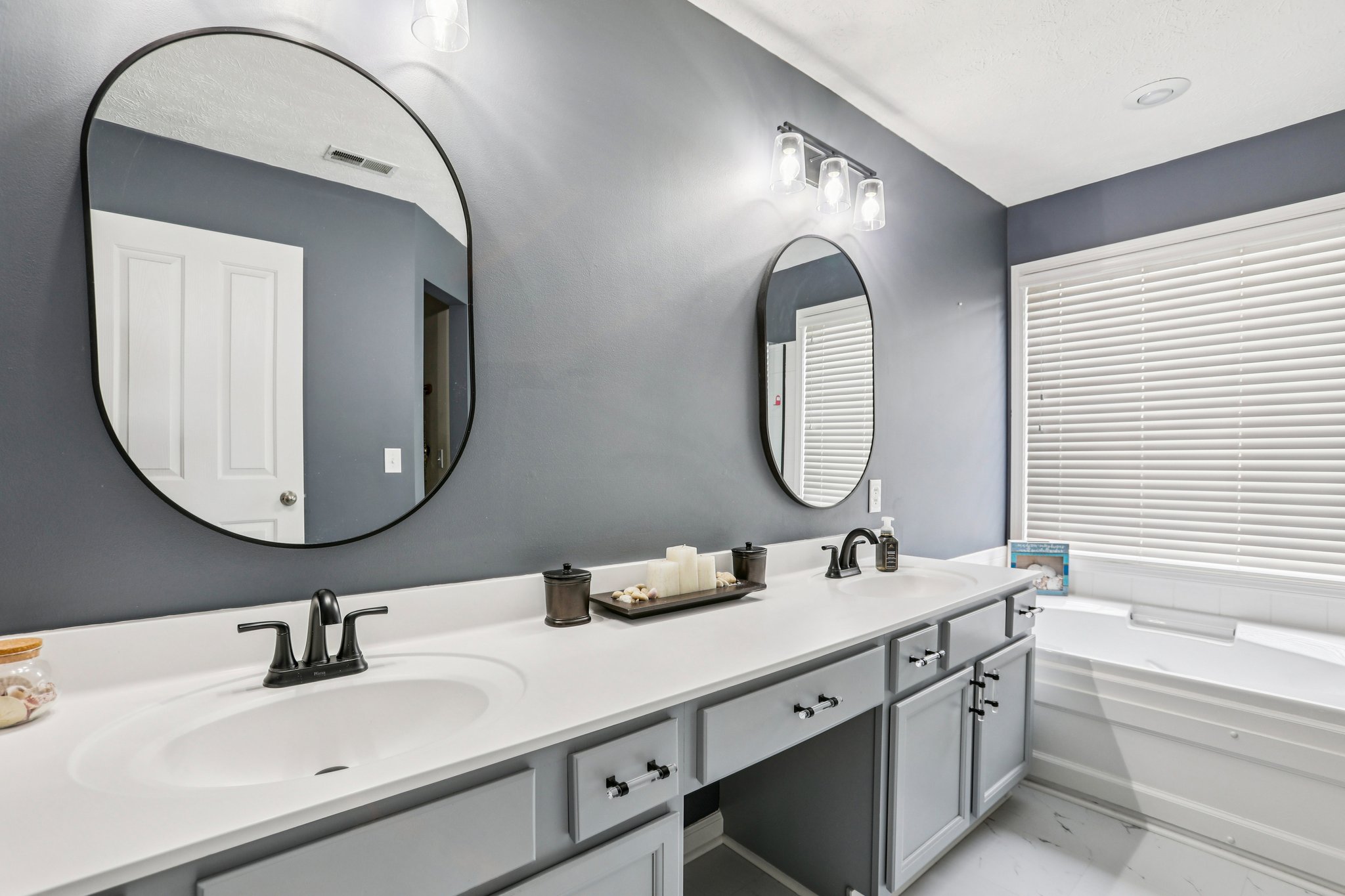 Lewiston Dr-S2402-031.jpg