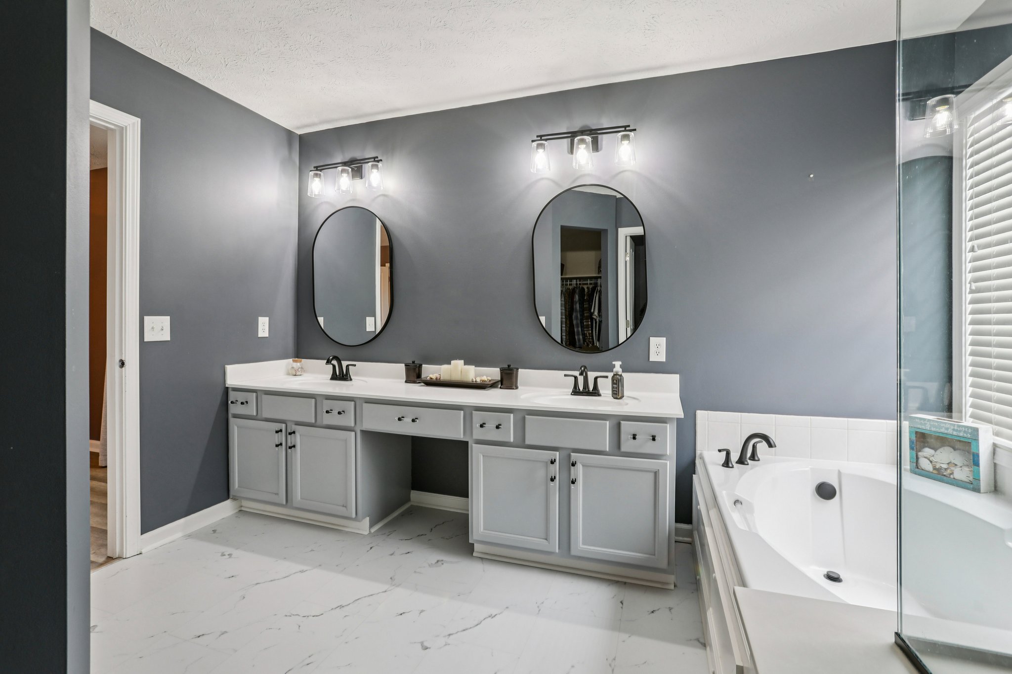 Lewiston Dr-S2402-032.jpg